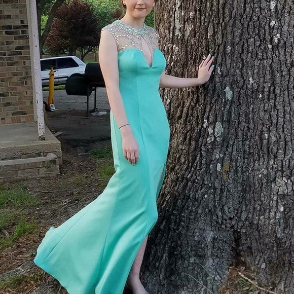 Prom Dress - Picture 3 of 3